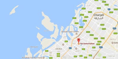 Kort af central skóla Dubai